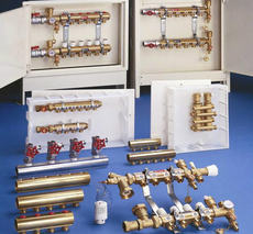 Колектори для опалення та теплої підлоги.