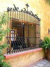 Грати на вікна. Балкони, лоджії