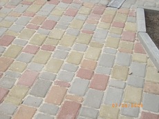 Повний комплекс робіт по виробництву та укладці тротуарної п