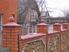 Ковпаки, кришки на паркан