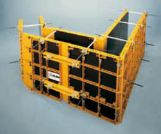 Опалубка для монолітного будівництва