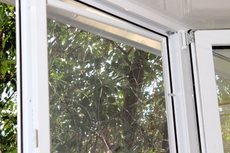 Москітні сітки для пластикових вікон на Райдужному