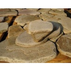 Камінь піщаник обкатаний 80 гривень за 1 квадратний метр