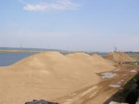 Продаємо пісок, щебінь, чорнозем, відсів, керамзит, грунт на