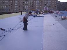 Монтаж мембранної покрівлі з ПВХ або ТПО мембран