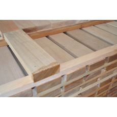 Погонажные профильные изделия из экологически чистой древеси