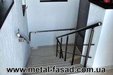 Огородження з нержавіючої сталі, алюмінію, чорного металу.