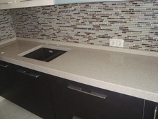 Стільниця з кварцового каменю 