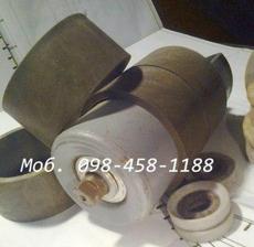 Полімерні кільця для футерування конвеєрних роликів.