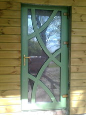 Вхідні двері ПВХ.