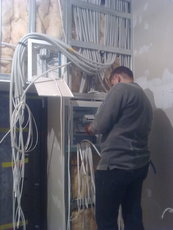 Электрик. устранение неисправностей в энергоснабжении сетей