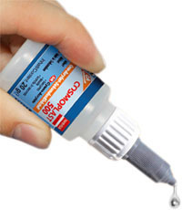 Секундний однокомпонентний клей (Німеччина)