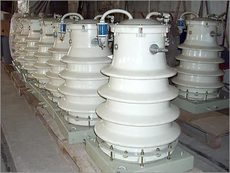 Трансформатор напруги НКФ-150.