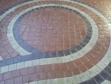 Укладання тротуарної плитки