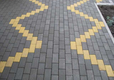 Благоустрій території. Укладання тротуарної плитки.