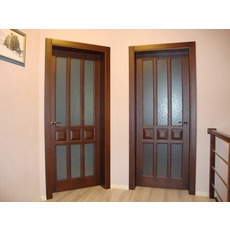 Двері дерев'яні за вигідною ціною.