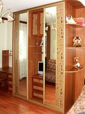 Корпусні меблі під замовлення