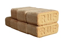 Дубові паливні брикети