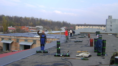 Покрівля з євроруберойду.