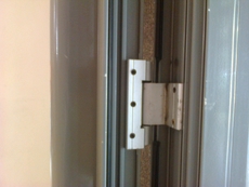 Петлі S94 для алюмінієвих дверей Київ