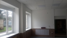 Фарбування, побілка стін і стель механізованим методом.