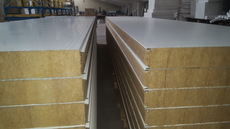 Сендвіч панелі з мінеральною ватою виробляємо