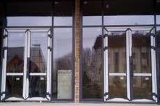 Алюмінієві вхідні групи