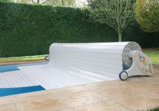 Ролетне покриття для басейну 