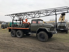 Бурова установка УРБ 2.5 А на базі ЗІЛа 131