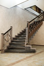 Сходи для будинку.