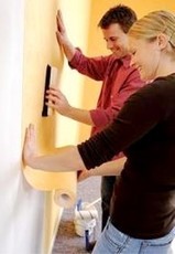 Поклейка шпалер, малярні роботи