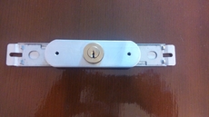 Заміна замків в ролетах Київ, ролетні замки