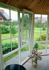 Металопластикові вікна з профілю REHAU