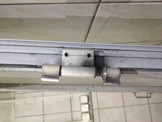 Заміна петель в металопластикових дверях Київ