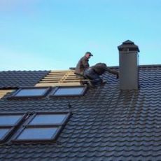 Монтаж металочерепиці - вартість робіт з укладання та ремонт