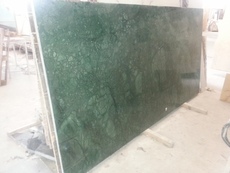 Мірні залишки мармуру в слябах і плитці 2550 кв.м