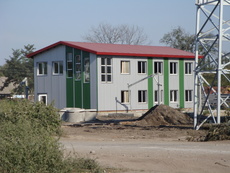 Монтаж профнастилу на дах в Києві