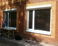 Ремонт вікон Київ, регулювання вікон, ремонт дверей, ролет