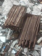 Продам трубу металеву сотку