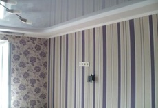 Поклеїти шпалери Київ