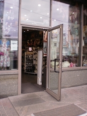 Заміна і регулювання фурнітури вікна двері Київ