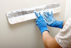 Шпаклівка стін Фарбування Обклеювання шпалерами