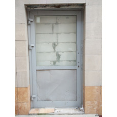 Ремонт алюмінієвих та металопластикових дверей Київ, петлі